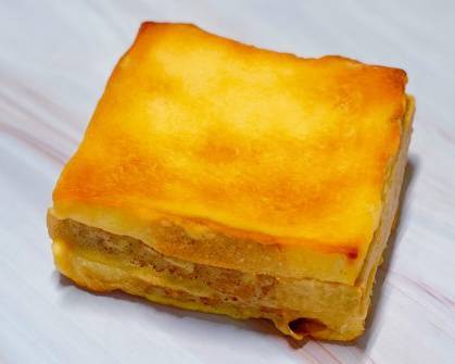 Triple Cheese Toast (芝士黃金磚)